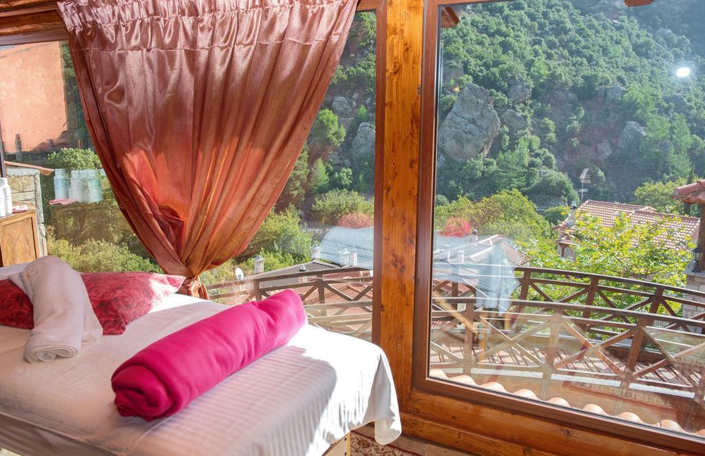 Oneiro Resort กาโตซาโคลรู ภายนอก รูปภาพ