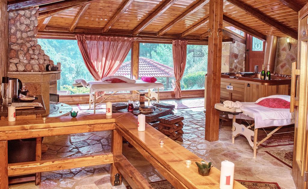 Oneiro Resort กาโตซาโคลรู ภายนอก รูปภาพ
